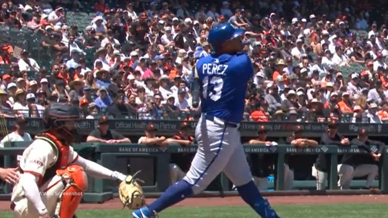 El venezolano Salvador Pérez acecha varias marcas históricas para peloteros venezolanos en MLB.