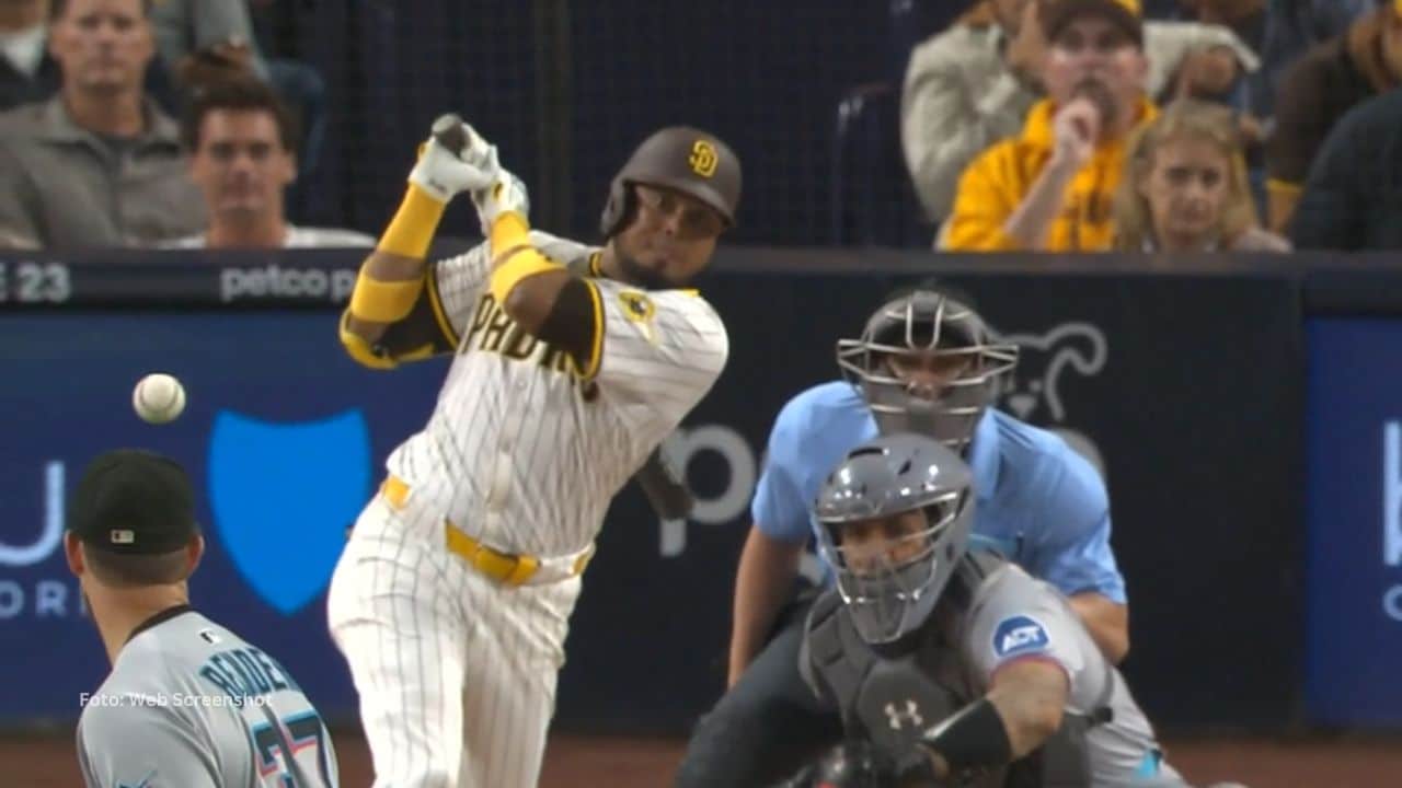 El pelotero venezolano Luis Arráez se ha ido consagrando como uno de los mejores bateadores de MLB.