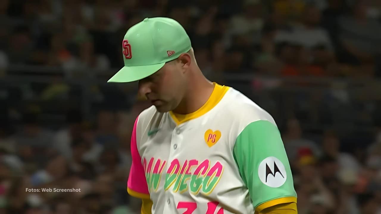 Michael King con el conjunto de San Diego Padres