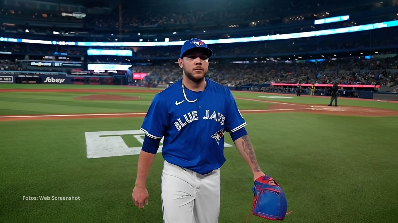 Yariel Rodriguez en un juego con Toronto Blue Jays