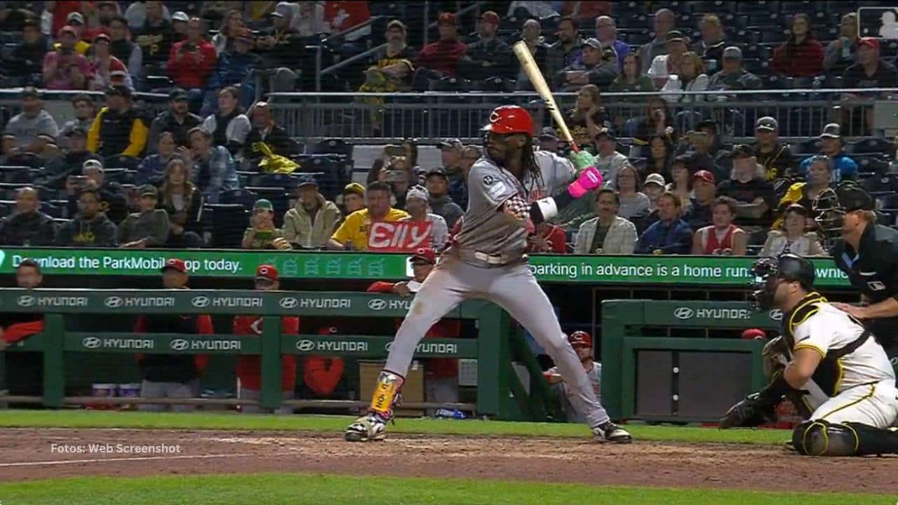 Elly De La Cruz ante Pittsburgh Pirates.