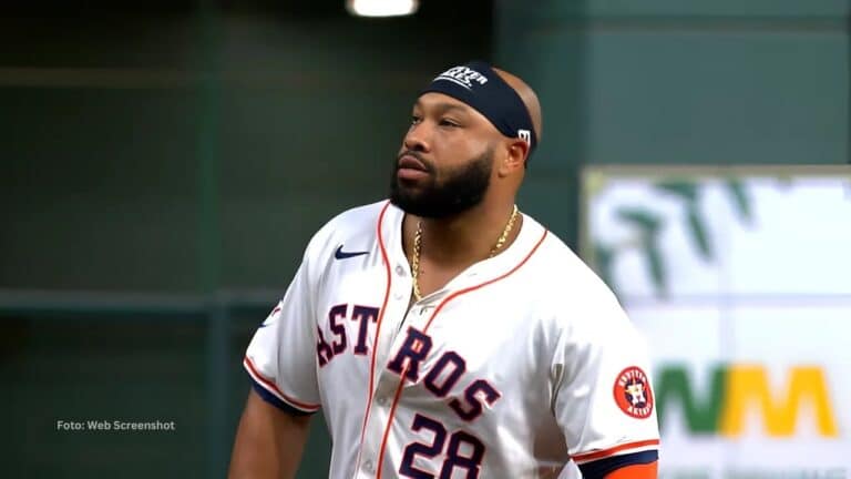 Jon Singleton en un juego con Houston Astros