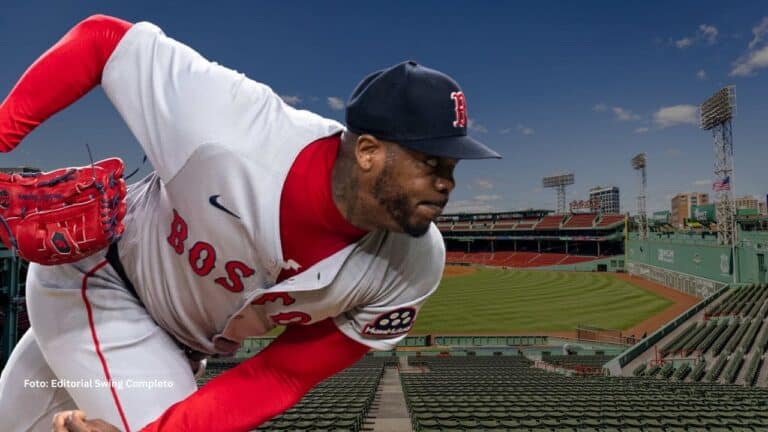 Aroldis Chapman tuvo que abandonar su presentación del domingo de forma repentina tras sufrir de espasmos.