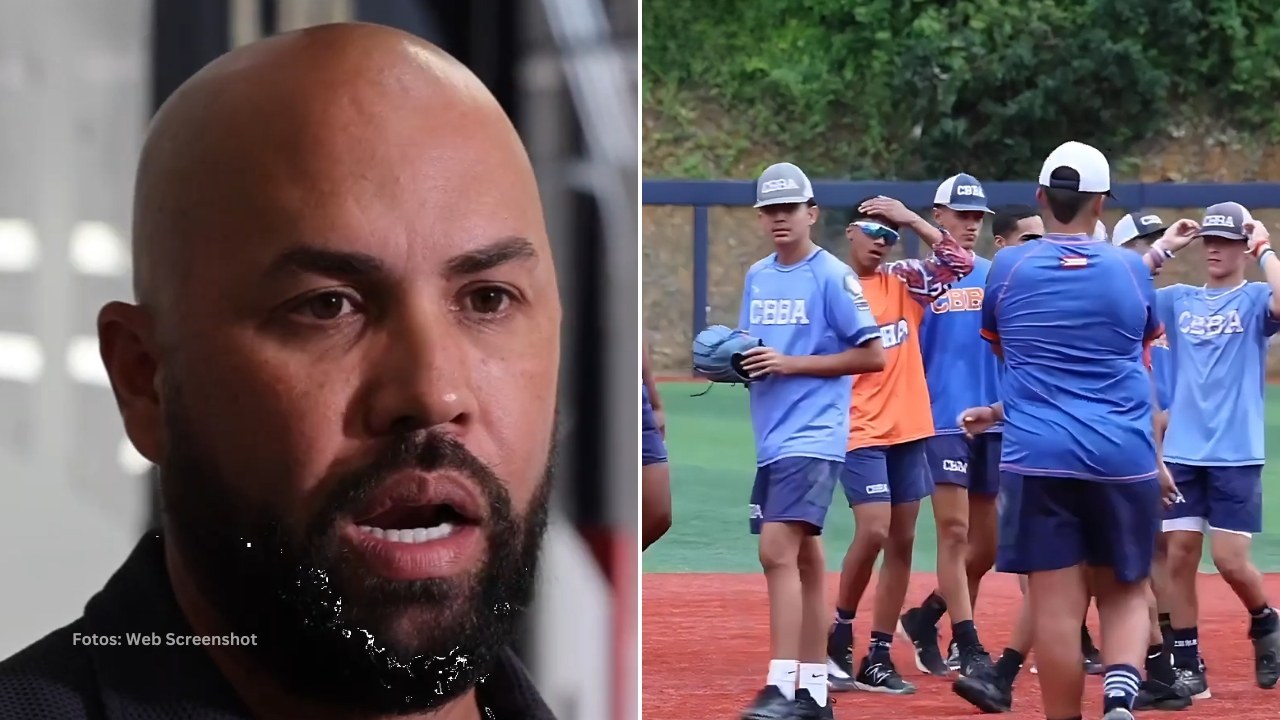 Carlos Beltrán en una conferencia de prensa, jovenes jugadores de la academia