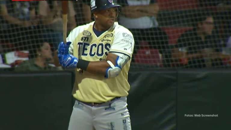 El pelotero cubano Dayan Viciedo buscará llegar a los mil juegos como profesional en Japón.