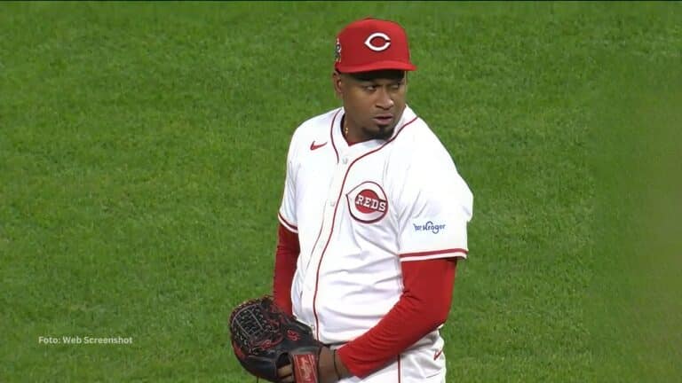 Dodgers llaman a MLB a lanzador All Star boricua