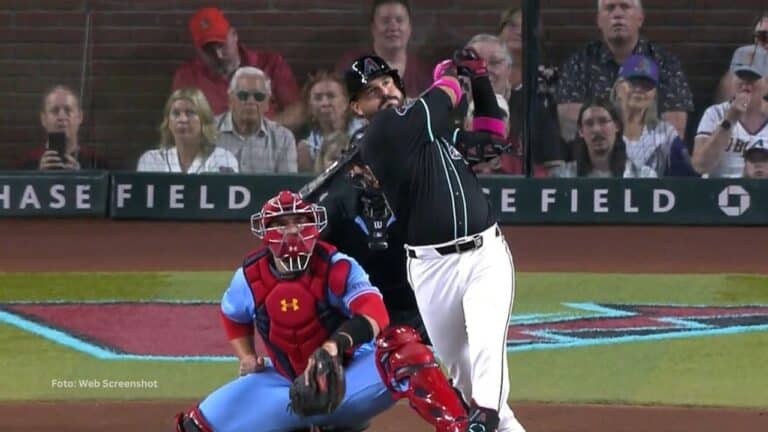 El pelotero venezolano Eugenio Suárez es líder en la Liga Nacional tanto en jonrones como en carreras impulsadas.