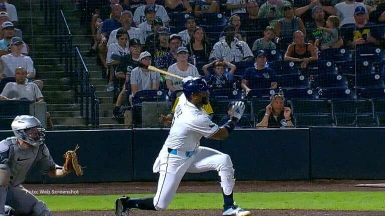 El pelotero cubano Yandy Diaz batea para .400 en los últimos siete encuentros.