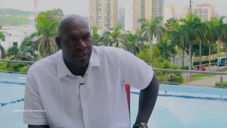 Cubano Jose Ariel Contreras en una entrevista