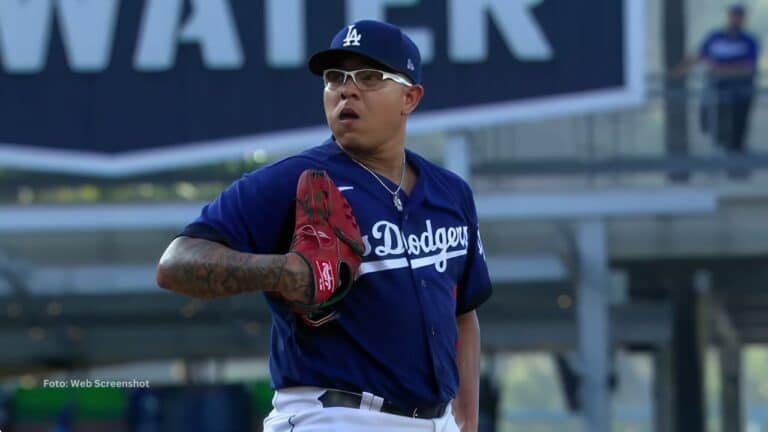 Julio Urías, Boston Red Sox