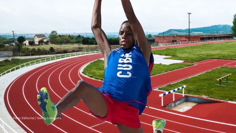 La barrera de los 8.27 metros es el pasaje a la cita universal y Jorge Odelin lo vulneró sin muchos problemas.