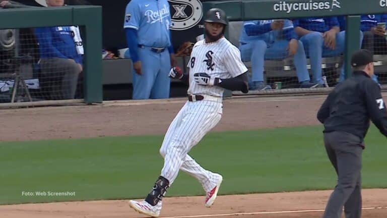 El pelotero cubano Luis Robert Jr. salió lesionado el martes 26 de agosto en medio del encuentro ante Kansas City Royals.