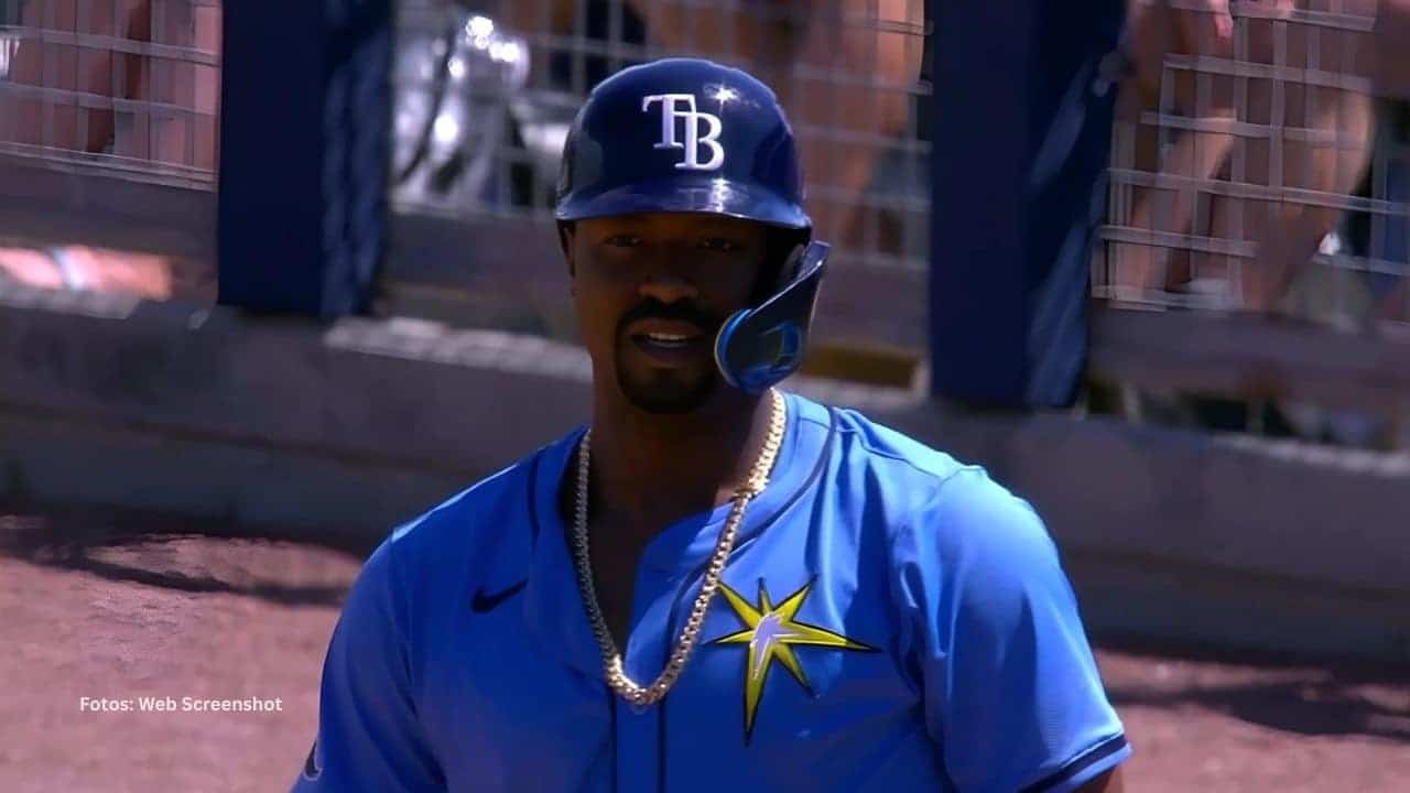 Eloy Jimenez en un juego con Tampa Bay. Toronto Blue Jays