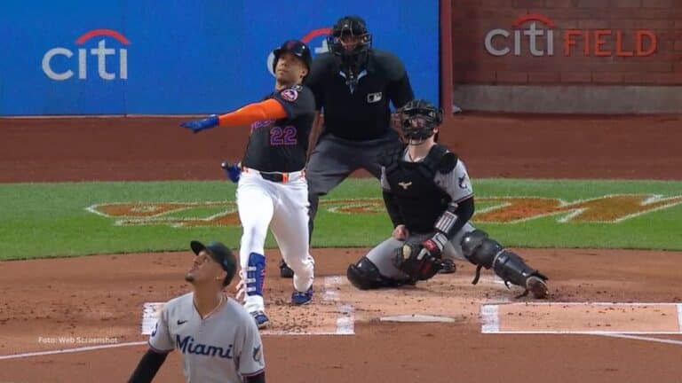 El pelotero dominicano Juan Soto dejó anonadado a Eury Pérez con un poderoso y potente swing en el mismo primer episodio.