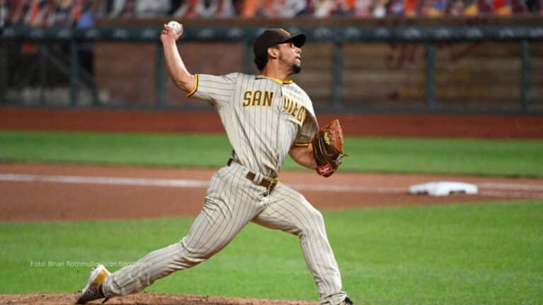 San Diego Padres reajustó su nómina y no toleró que el super prospecto se mantuviera de lesión en lesión.