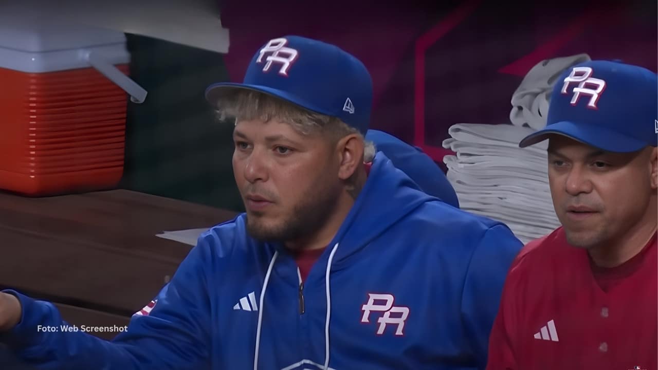 Yadier Molina en un juego con Puerto Rico