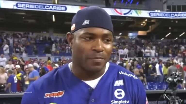 Yasiel Puig en una entrevista en Venezuela