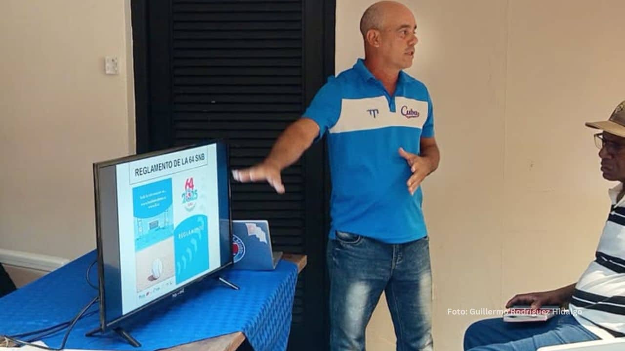 Carlos Martin, alto funcionario del beisbol cubano, informó de varios aspectos de interés con vistas a la 64 Serie Nacional.