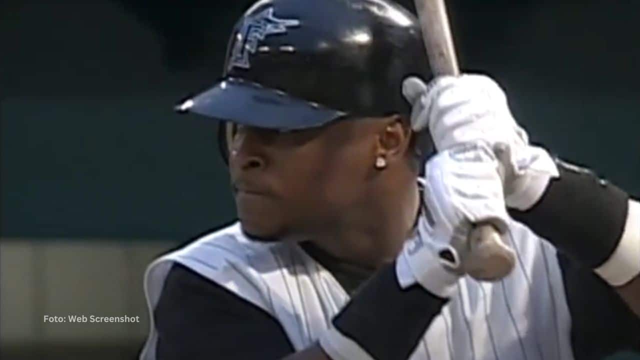 Luis Castillo fue campeón de Serie Mundial con Miami Marlins en el año 1997.