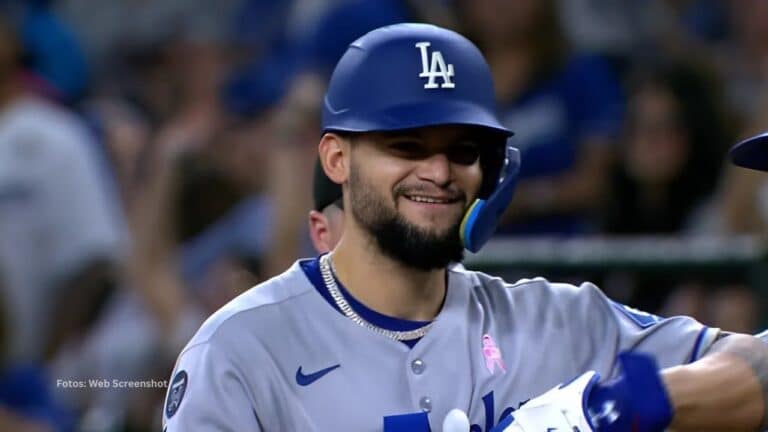 Andy Pages corta racha negativa en la postemporada MLB 2025 con batazo productor para Los Angeles Dodgers.