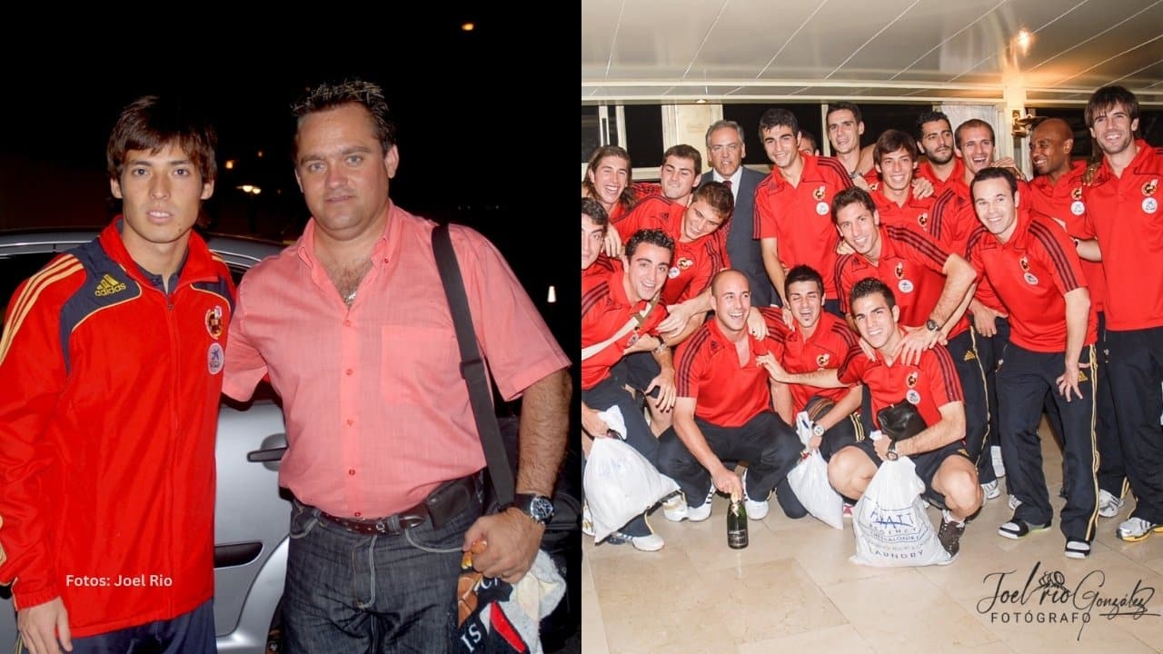 Fotógrafo cubano Joel Rio junto a David Silva y la selección de España