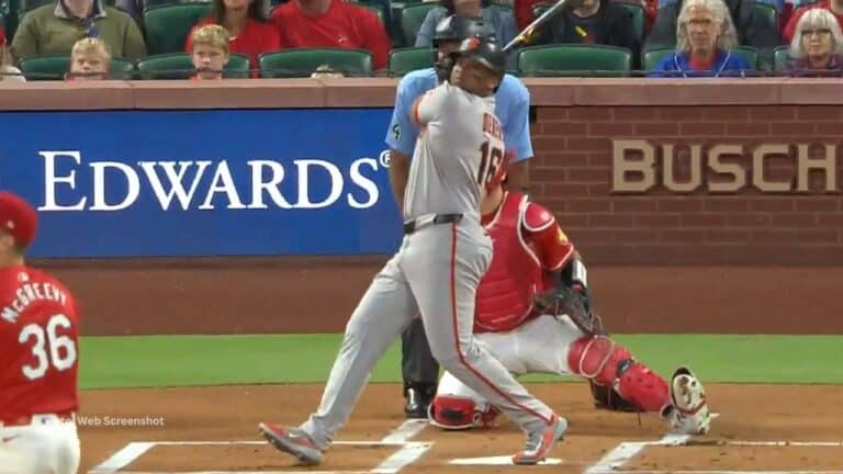 El dominicano Rafael Devers luce encendido con cuatro jonrones en los últimos siete juegos.