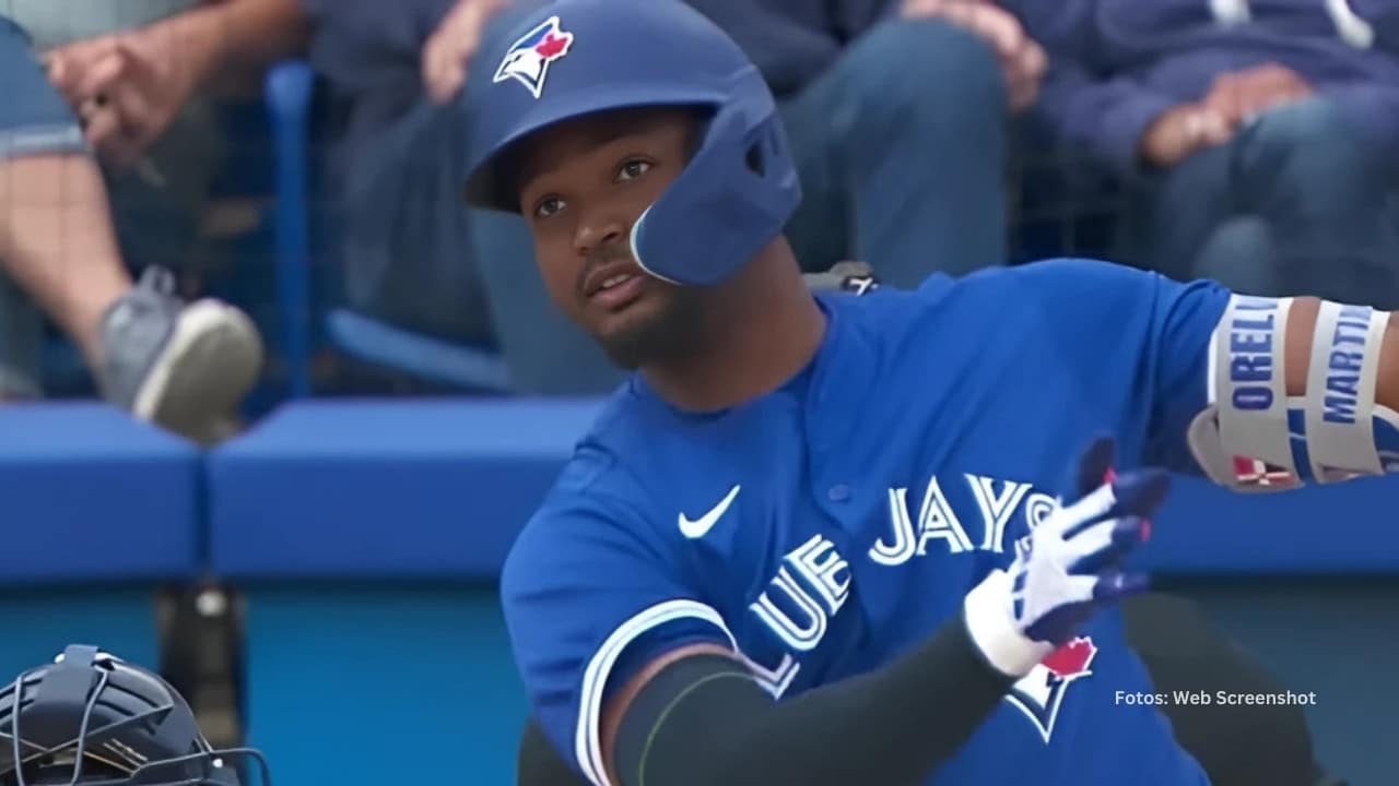 Pelotero dominicano Orelvis Martínez con Toronto Blue Jays