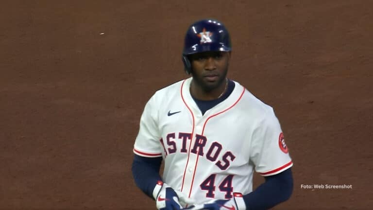 Yordan Alvarez en un juego con Houston Astros