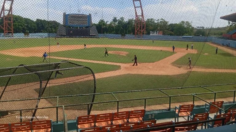 Estadio Jose Antonio Huelga de Sancti Spirítus en la 64 Serie Nacional del Beisbol Cubano