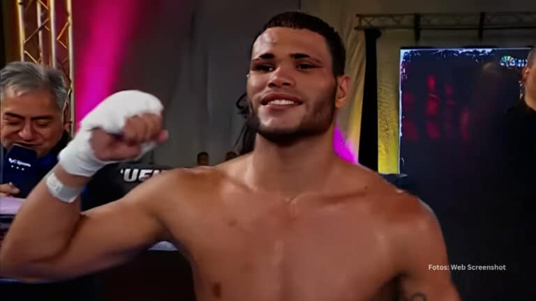 Erislandy Alvarez celebrando una victoria