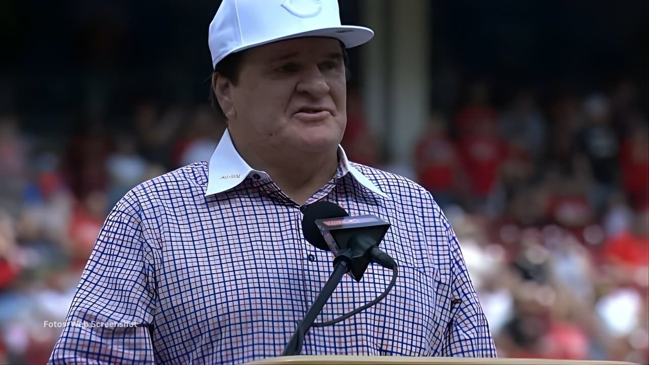 Pete Rose en un evento con Cincinnati Reds. Escandalos MLB