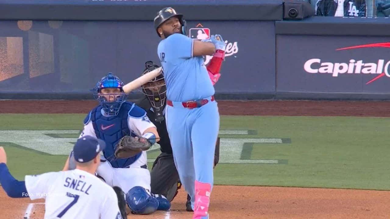 Vladimir Guerrero Jr. está a solo dos hits e igual cantidad de jonrones, de empatar el récord establecido por Randy Arozarena.