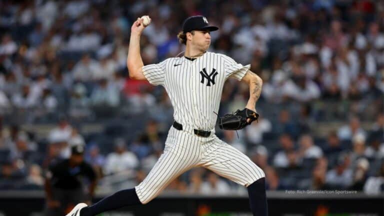 Noche histórica para Cam Schlittler en New York