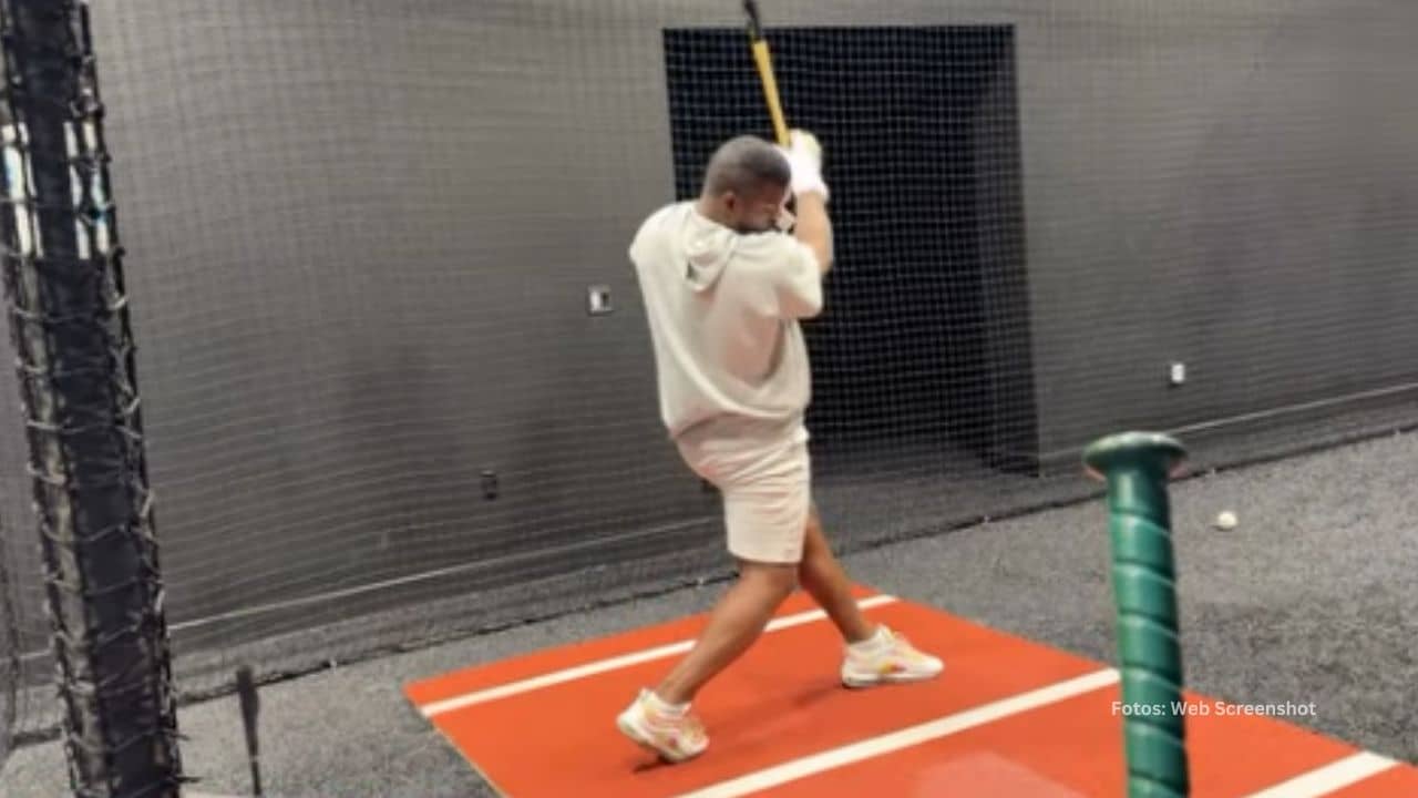 Yasiel Puig se prepara con Yuniesky Gurriel para LVBP 2025-26