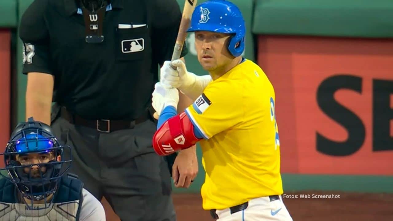 Aun cuando Alex Bregman firme con otro equipo en MLB, quedaría cobrando dinero diferido de su acuerdo con Boston Red Sox.