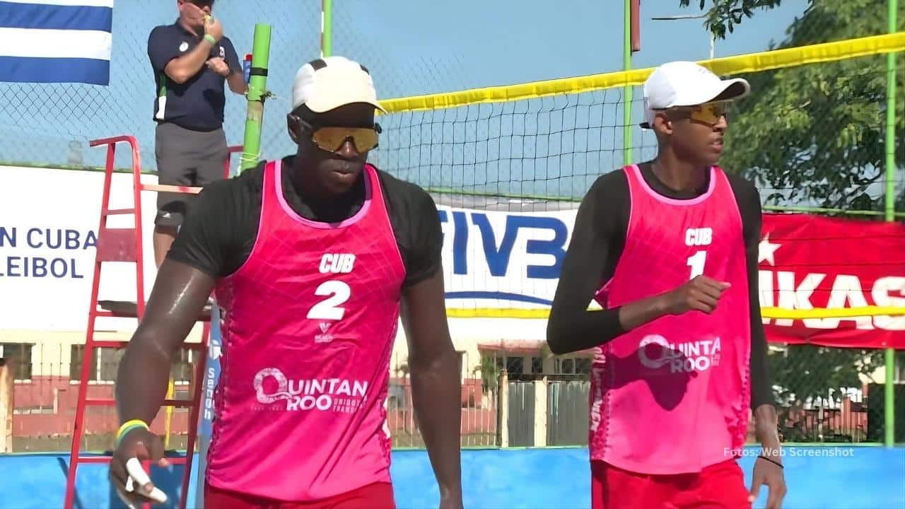 Dupla cubana de voley de playa Noslen Díaz y Jorge Luis Alayo