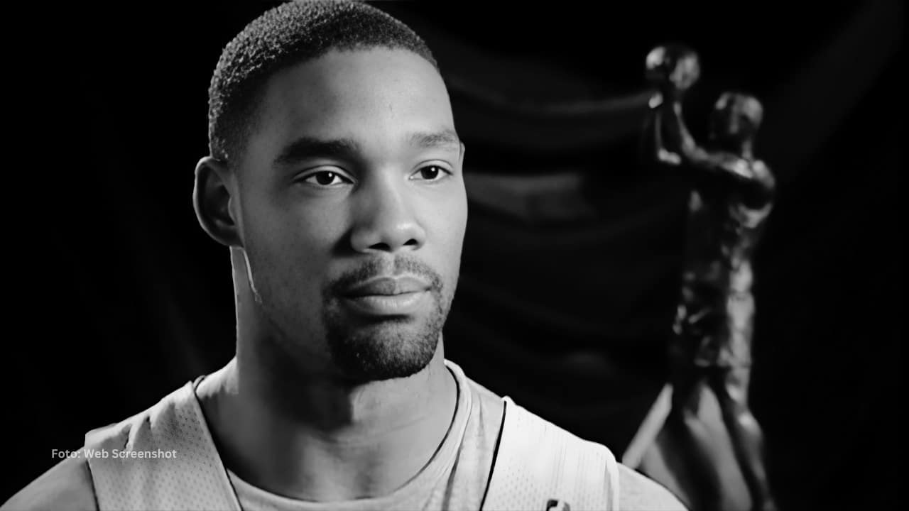 Exjugador de la NBA Rodney Rogers en una entrevista