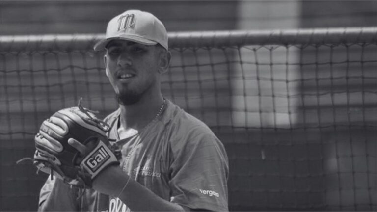 El joven pelotero venezolano firmó como prospecto internacional con Milwaukee Brewers en 2016.