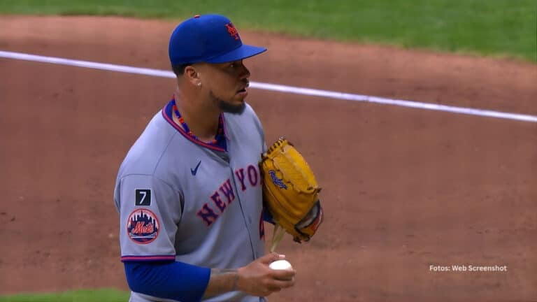 Frankie Montas en un juego con New York Mets