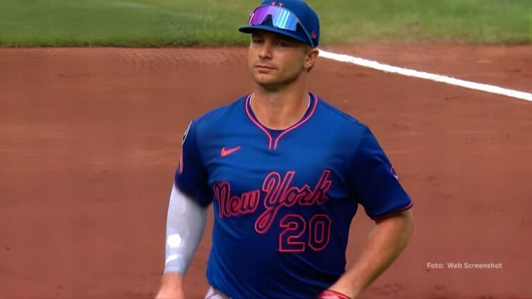 Pete Alonso en un juego con New York Mets