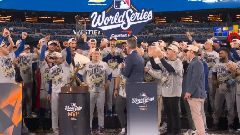 Yoshinobu Yamamoto entró en un selecto club de lanzadores con sus tres victorias en la Serie Mundial.