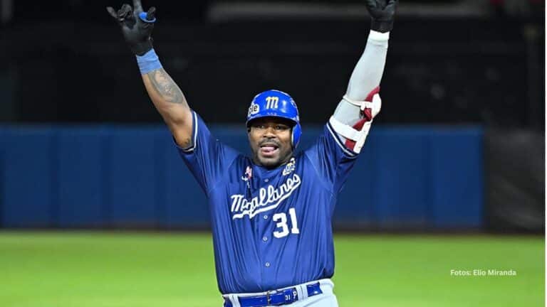 Yasiel Puig jugando con Magallanes. Foto: Elio Miranda