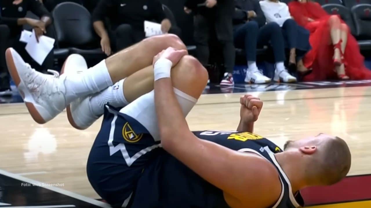 Nikola Jokic iba encaminado a una presentación histórica con triple-doble por partido en la presente temporada de NBA.