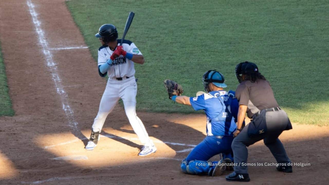 Industriales vs Holguin en Serie Nacional