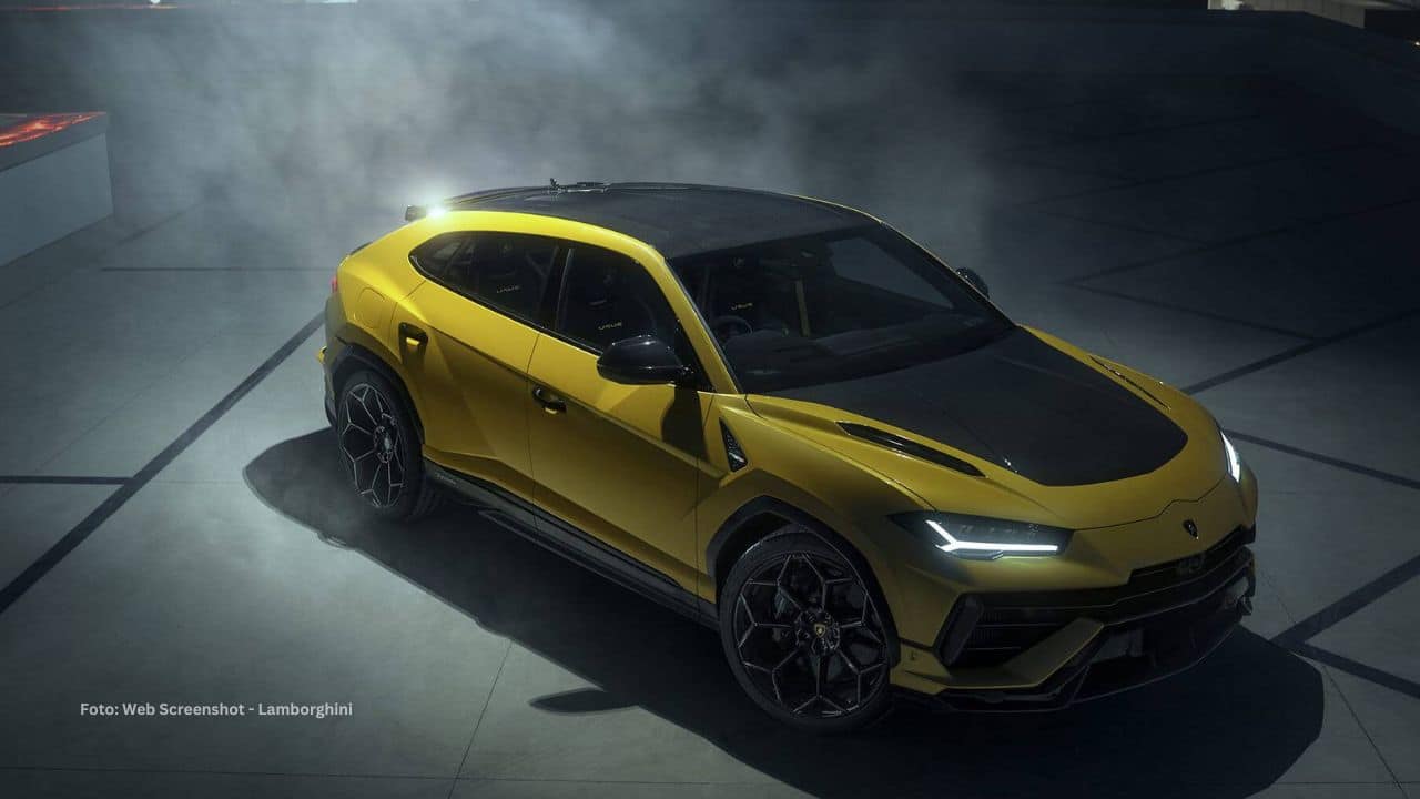 Javier Báez autos de lujo