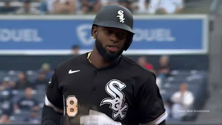 Luis Robert Jr. recorriendo las bases con Chicago White Sox