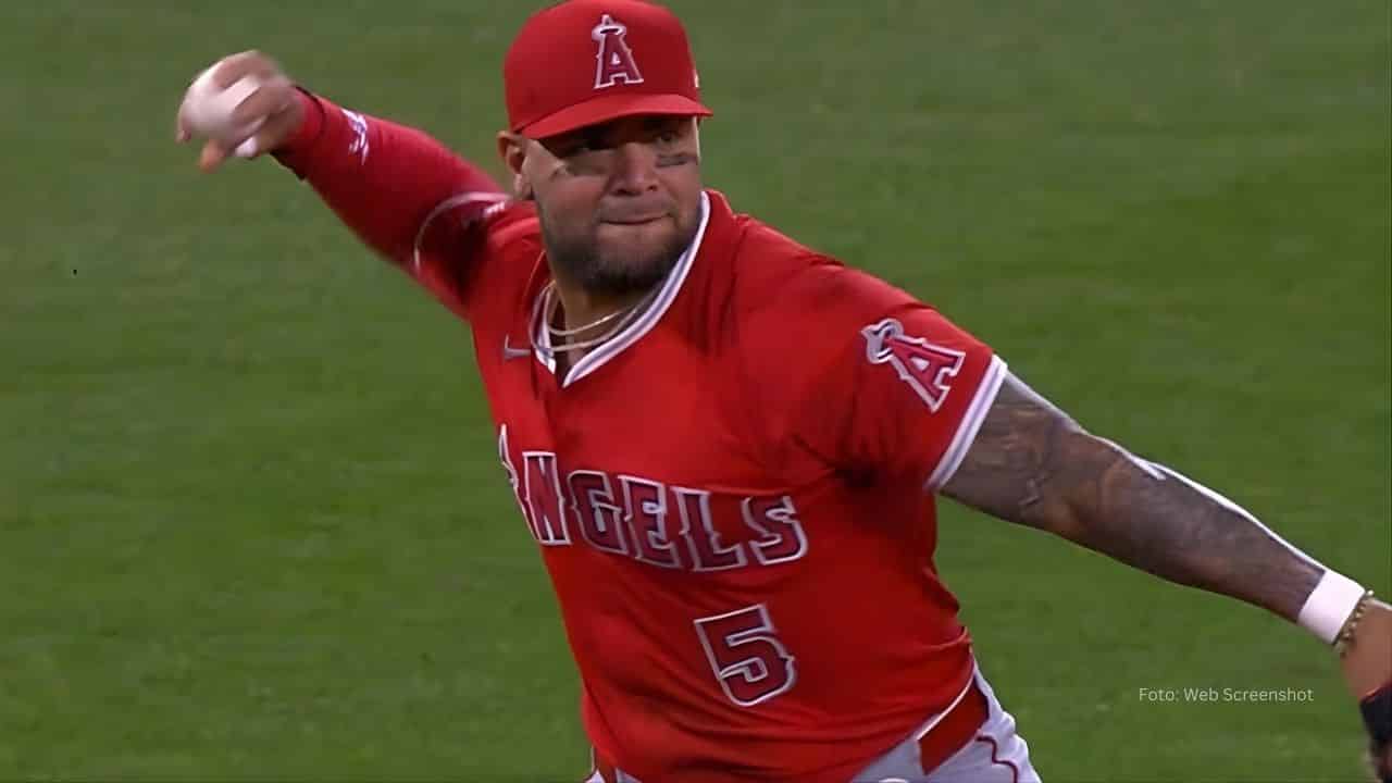 Yoan Moncada jugando con Los Angeles Angels