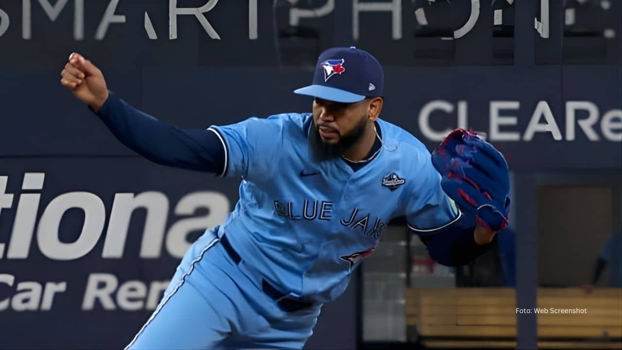 Lanzador dominicano Seranthony Domínguez con Toronto Blue Jays