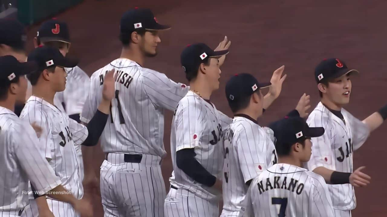 Jugadores de Japón en el Clasico Mundial