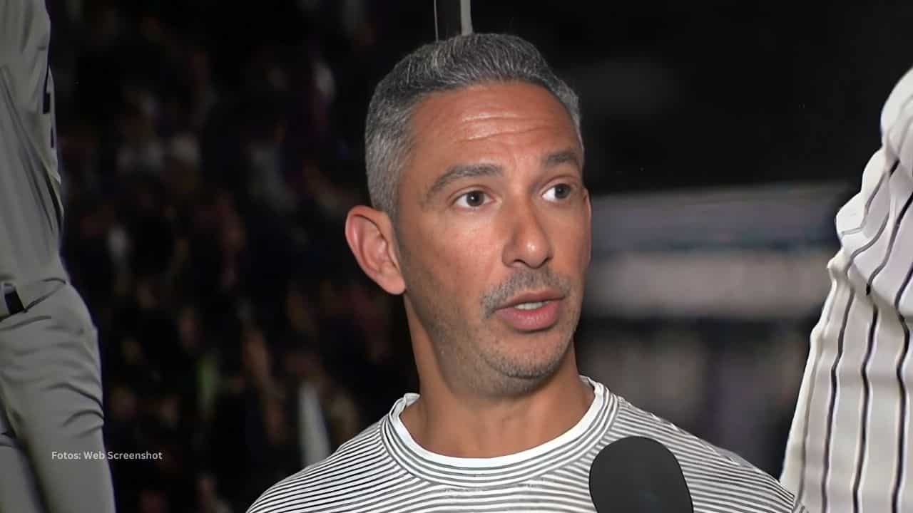 Jorge Posada en una entrevista en el Yankee Stadium